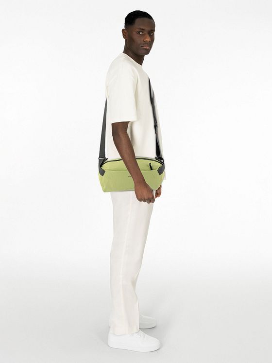 Bellroy Lite Skuldertaske 28 cm