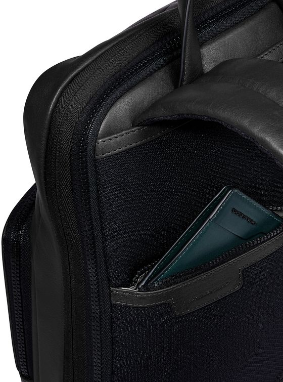 Piquadro Harper Daypack Læder 38 cm Laptoprum Piquadro Harper Daypack Læder 38 cm Laptoprum