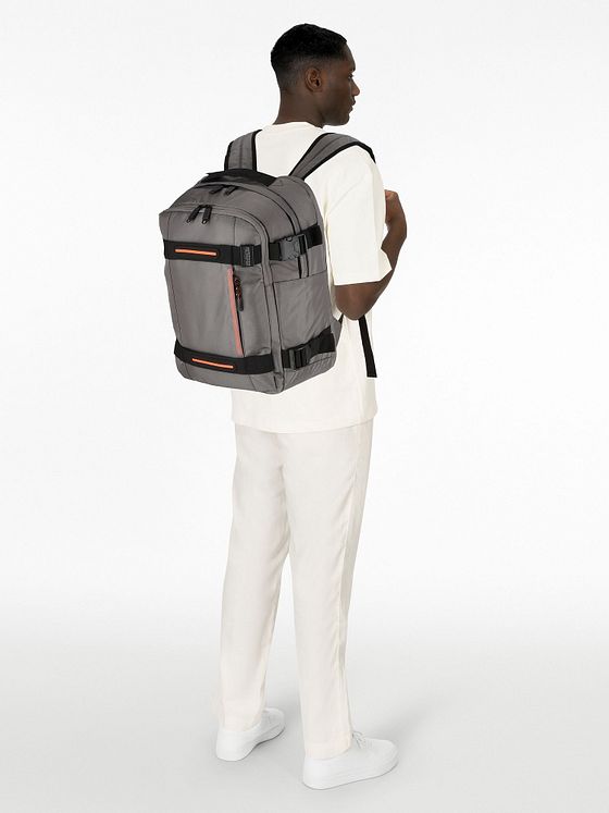 American Tourister Urban Track Daypack 45 cm Laptoprum American Tourister Urban Track Daypack 45 cm Laptoprum