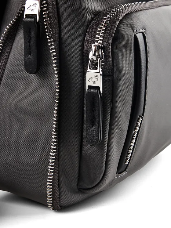 Mandarina Duck Hunter Bolsa de hombro 25 cm Con asa expansible