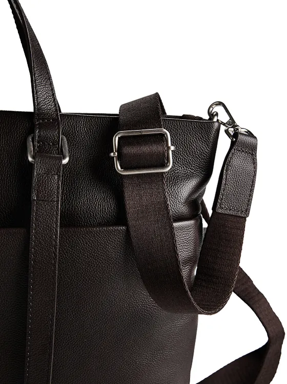 Jost Lysa Business-shoppers i läder, 36 cm, med laptopfack Jost Lysa Business-shoppers i läder, 36 cm, med laptopfack