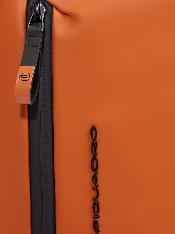 Piquadro C20W Taška přes rameno RFID 32 cm