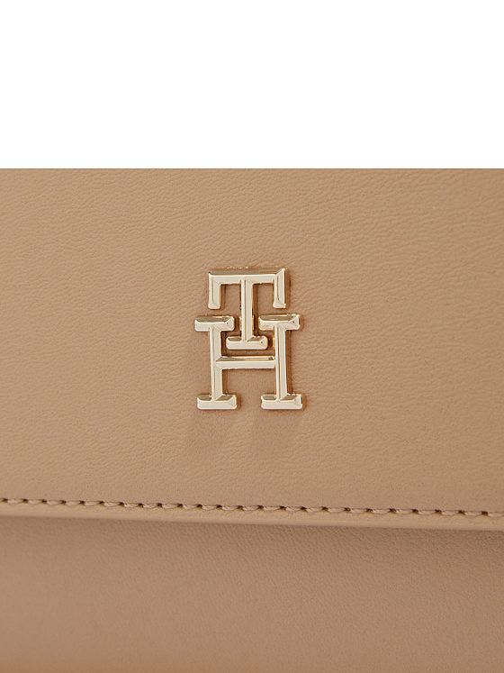 Tommy Hilfiger TH Distinct Skuldertaske 26 cm Tommy Hilfiger TH Distinct Skuldertaske 26 cm