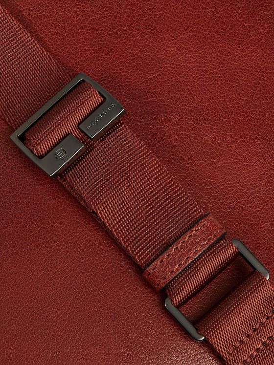 Piquadro Solm Skuldertaske Læder 25 cm