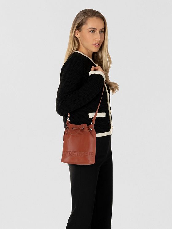 Patrizia Pepe (Im)Perfection Posetaske Læder 25 cm Patrizia Pepe (Im)Perfection Posetaske Læder 25 cm