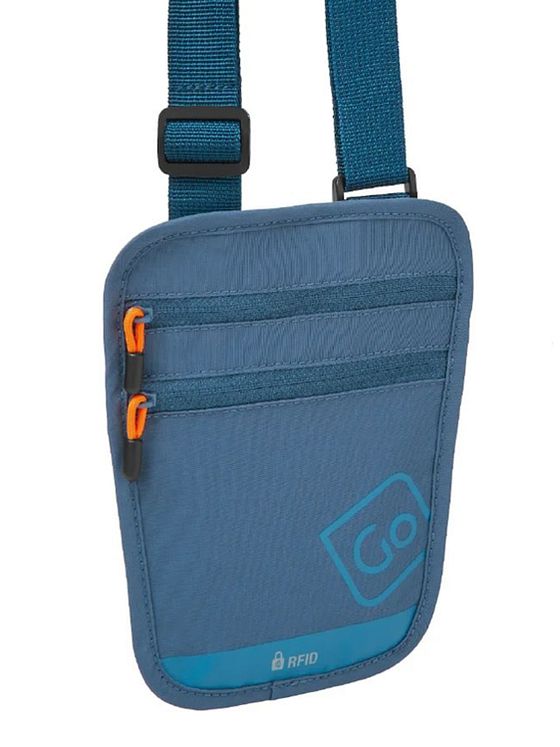 Go Travel Pouzdro na cestovní pas 15 cm