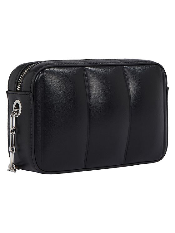 Calvin Klein Line Quilt Skuldertaske 19.5 cm Calvin Klein Line Quilt Skuldertaske 19.5 cm