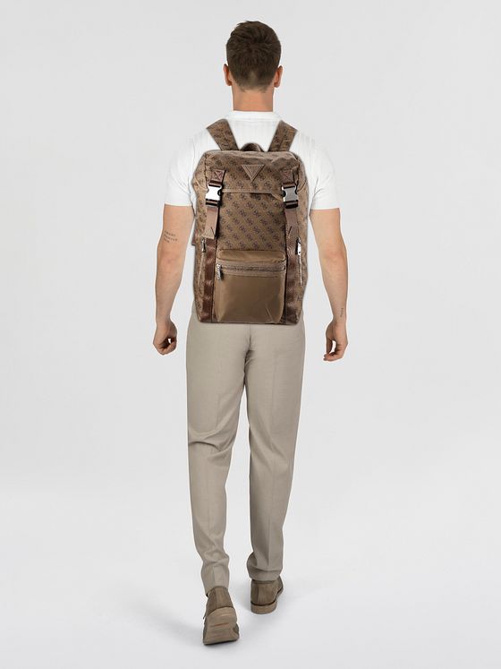 Guess Berlin Daypack 46 cm Guess Berlin Daypack 46 cm