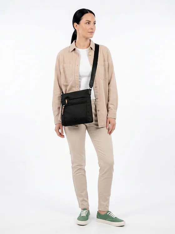 Suri Frey SFY Bonny Crossbody taske 28 cm Suri Frey SFY Bonny Crossbody taske 28 cm