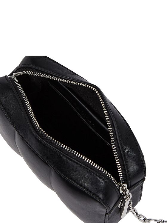 Calvin Klein Line Quilt Skuldertaske 19.5 cm Calvin Klein Line Quilt Skuldertaske 19.5 cm