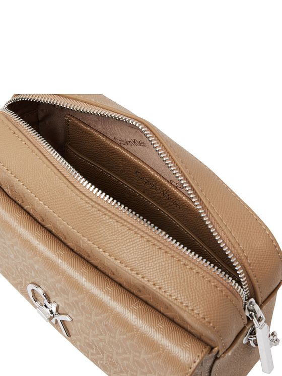 Calvin Klein Re-Lock Skuldertaske 21 cm Calvin Klein Re-Lock Skuldertaske 21 cm