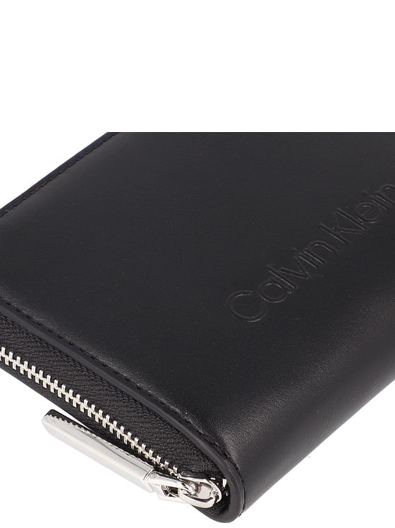 Calvin Klein Embossed Pung 12.5 cm