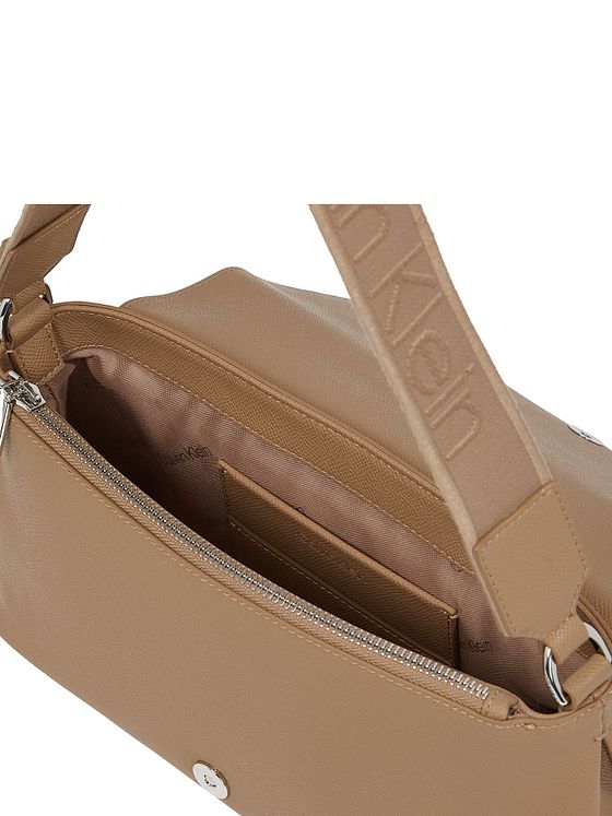 Calvin Klein CK Must Skuldertaske 30 cm Calvin Klein CK Must Skuldertaske 30 cm