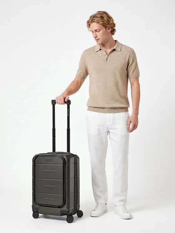 Police London 4 ruedas Maleta de cabina 55 cm Compartimento para el portátil Con asa expansible Police London 4 ruedas Maleta de cabina 55 cm Compartimento para el portátil Con asa expansible
