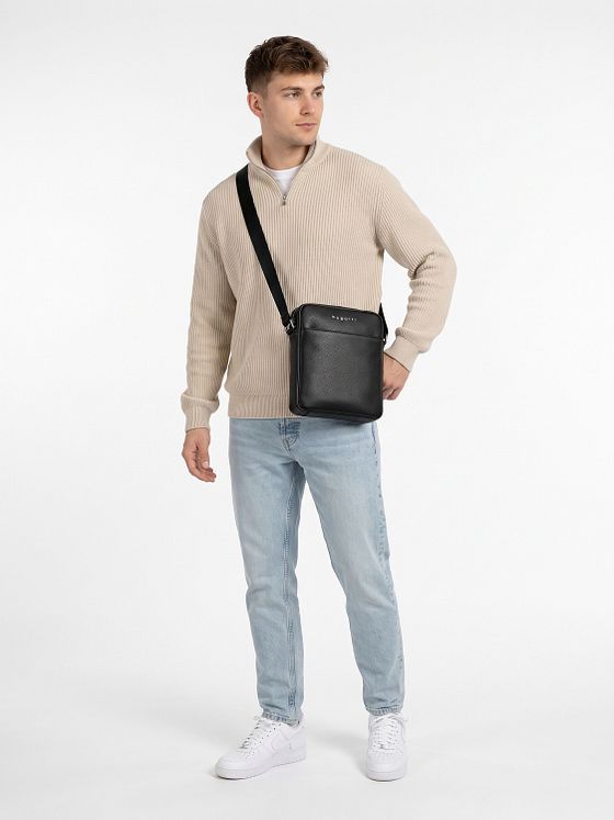 bugatti Valencia Crossbody-laukku Nahka 23.5 cm bugatti Valencia Crossbody-laukku Nahka 23.5 cm