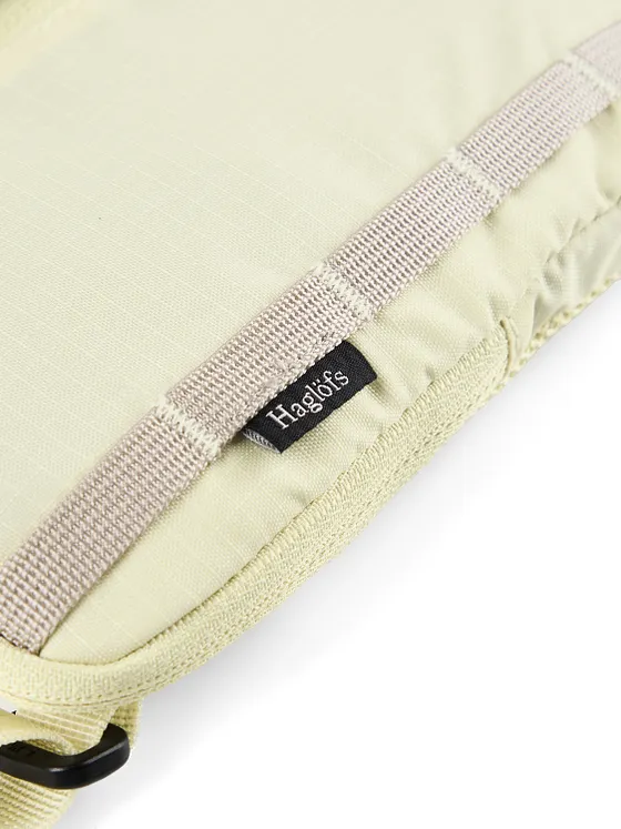 Haglöfs Tight Mini bag crossbodylaukku 11.5 cm Haglöfs Tight Mini bag crossbodylaukku 11.5 cm