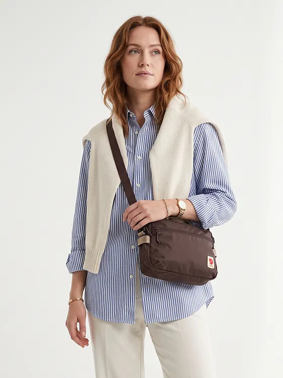 Fjällräven High Coast Crossbody taška 24 cm Fjällräven High Coast Crossbody taška 24 cm