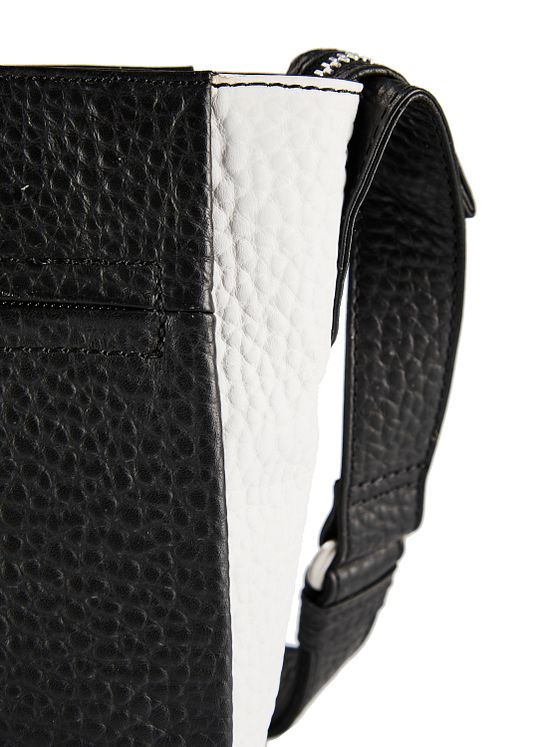 Voi Hirsch Beatrix Skuldertaske Læder 22 cm