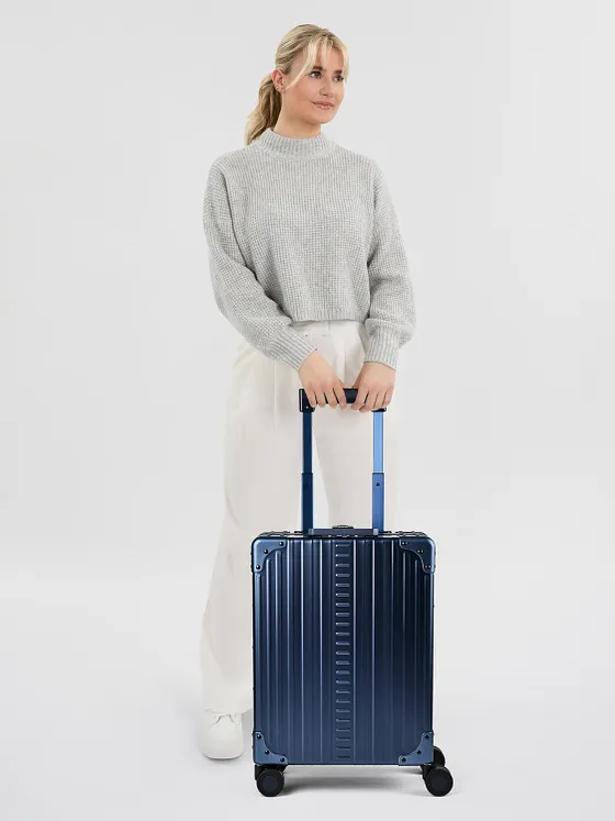 Aleon Business-kabinväska med 4-hjulig konstruktion i Aluminium, 50 cm, med fack för bärbar dator Aleon Business-kabinväska med 4-hjulig konstruktion i Aluminium, 50 cm, med fack för bärbar dator