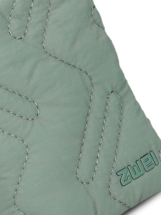 Zwei Cleo Pung 13 cm