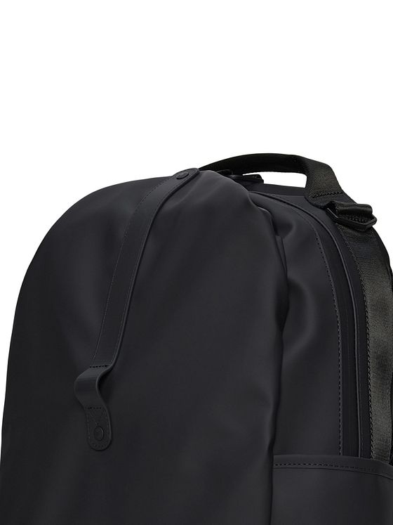 Rains Essential Daypack 41 cm Laptoprum Rains Essential Daypack 41 cm Laptoprum