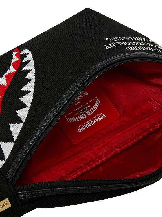 Sprayground Shark Central Knit Bæltetaske 38 cm