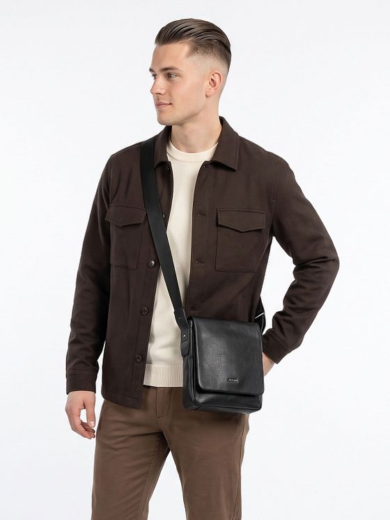 Joop! Teramo Crossbody-laukku Nahka 20 cm Joop! Teramo Crossbody-laukku Nahka 20 cm