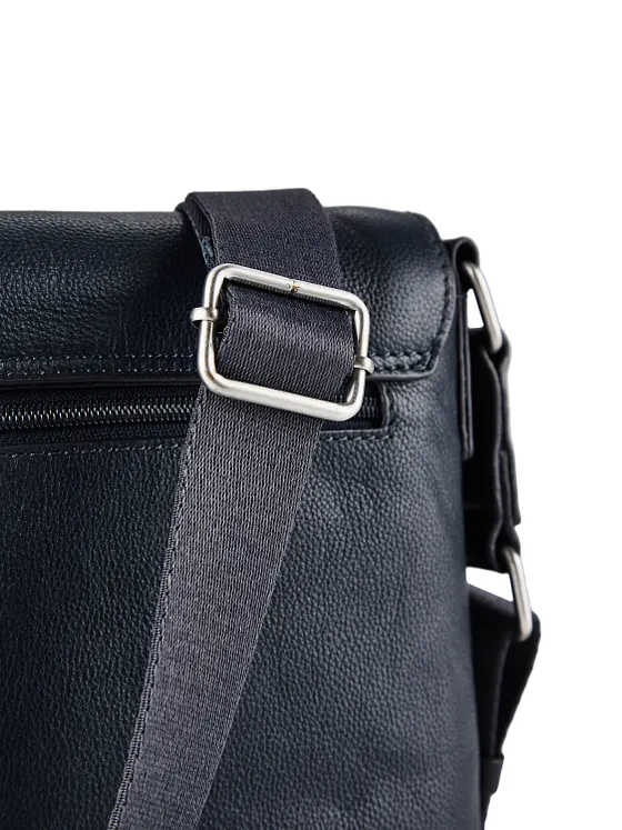 Jost Lysa Crossbody-väska S Läder 21 cm Jost Lysa Crossbody-väska S Läder 21 cm