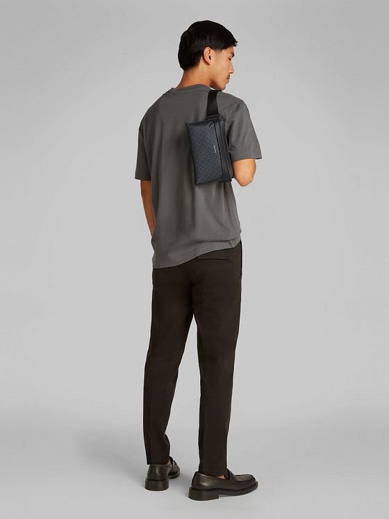 Calvin Klein CK Mixmedia Bæltetaske 24 cm Calvin Klein CK Mixmedia Bæltetaske 24 cm