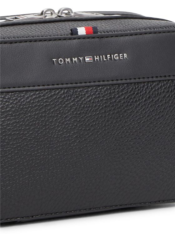 Tommy Hilfiger TH Central Toilettilaukku 20.5 cm Tommy Hilfiger TH Central Toilettilaukku 20.5 cm