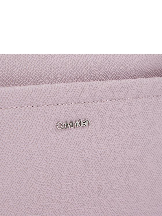 Calvin Klein CK Must Skuldertaske 22 cm