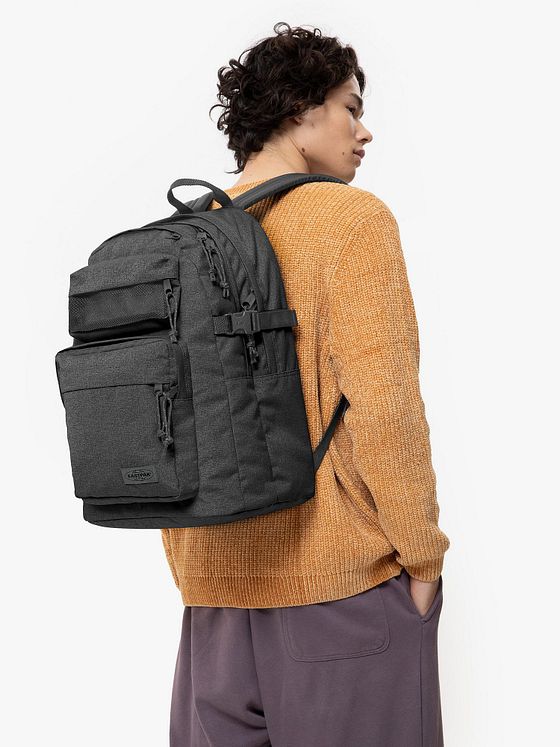 Eastpak DBL Pro Päiväreppu 46 cm Kannettavan tietokoneen lokero