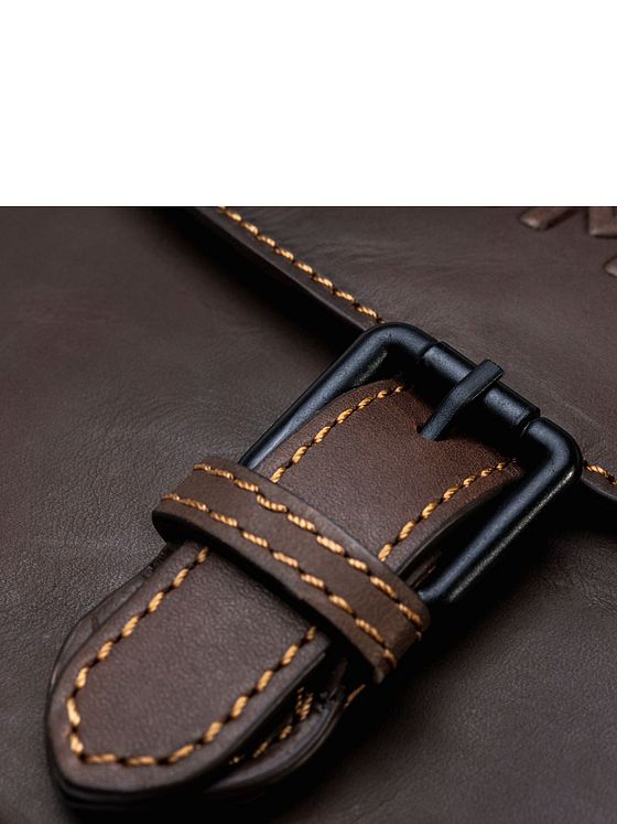 Farmhood Nashville M skuldertaske i læder 21 cm