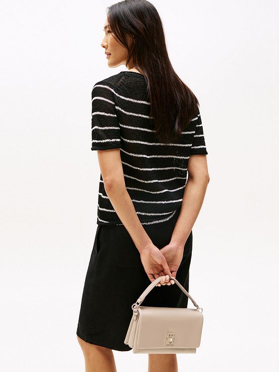 Tommy Hilfiger TH Modern Skuldertaske 26 cm Tommy Hilfiger TH Modern Skuldertaske 26 cm