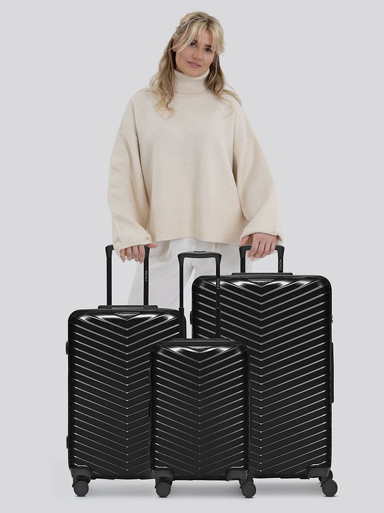 Redolz Essentials 18 4 hjul Kuffert 3-delt med strækfold