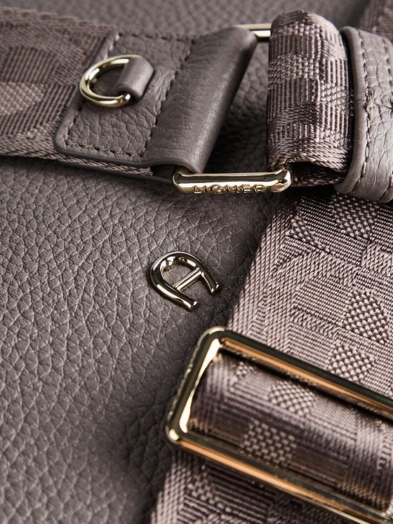 AIGNER Paola Käsilaukku Nahka 31 cm