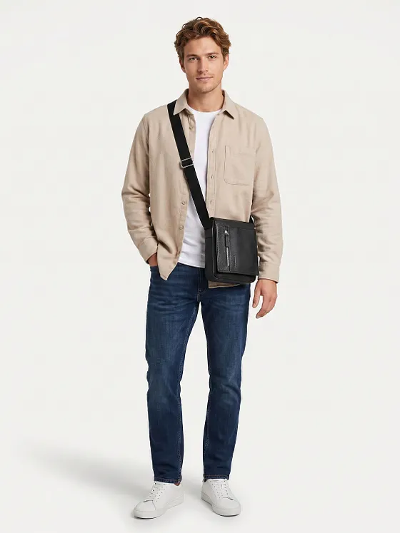 Strellson Kennington Crossbody-väska Läder 20 cm Strellson Kennington Crossbody-väska Läder 20 cm