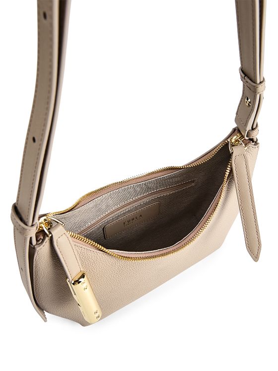 Furla Goccia Axelväska Läder 22 cm Furla Goccia Axelväska Läder 22 cm