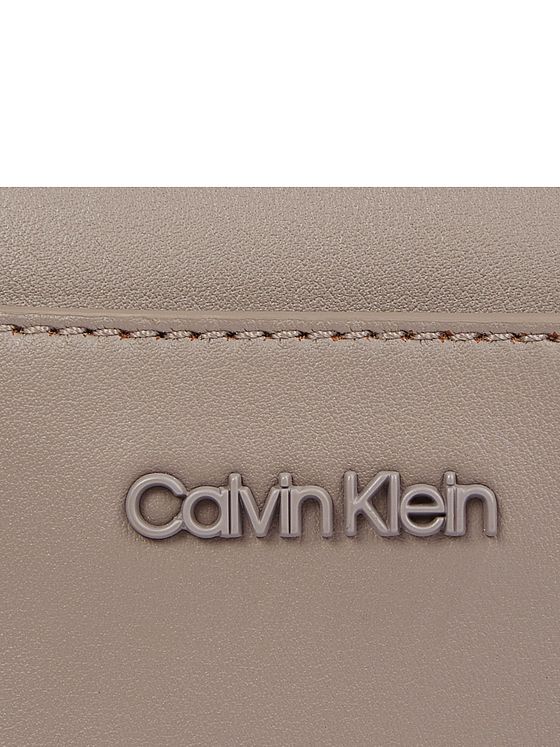 Calvin Klein Clean Essential Skuldertaske 15.5 cm