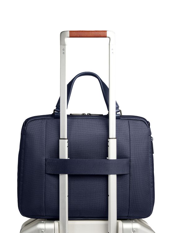 Piquadro Lyss Portfölj 36.5 cm Laptopfack med expansionsveck Piquadro Lyss Portfölj 36.5 cm Laptopfack med expansionsveck