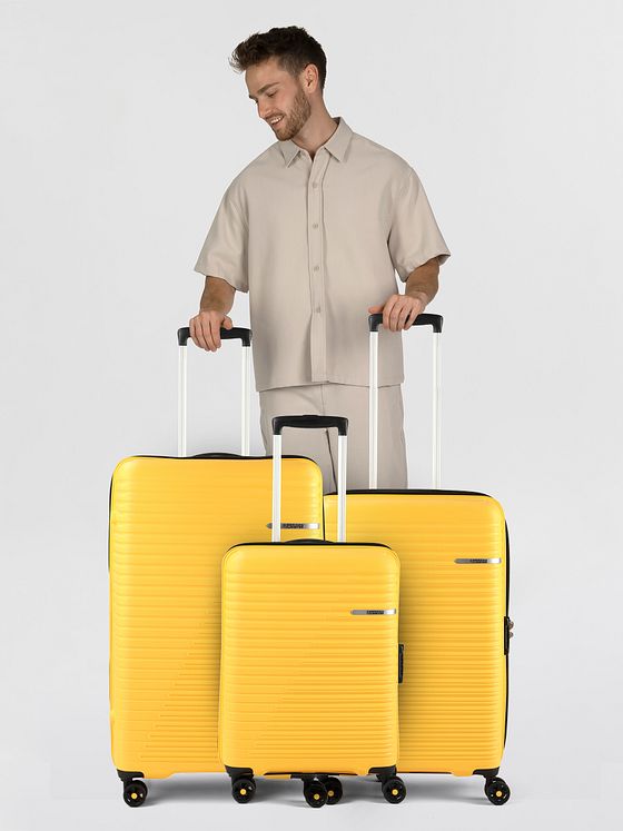 American Tourister Liftoff 4 hjul Kuffert 3-delt med strækfold American Tourister Liftoff 4 hjul Kuffert 3-delt med strækfold