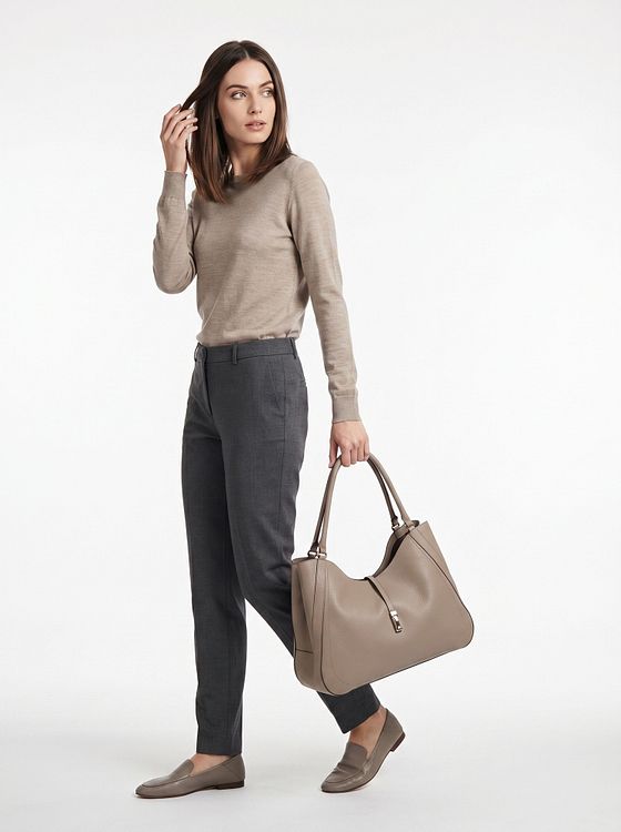 Boss Reah Skuldertaske Læder 38 cm Boss Reah Skuldertaske Læder 38 cm