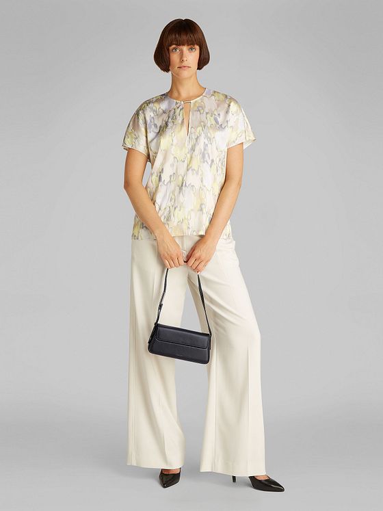 Calvin Klein Jeans Belted Skuldertaske 24 cm Calvin Klein Jeans Belted Skuldertaske 24 cm