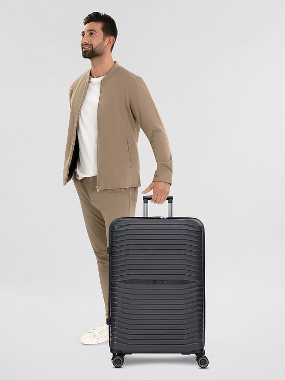 Stratic Shine 4 hjul Trolley 76 cm Stratic Shine 4 hjul Trolley 76 cm