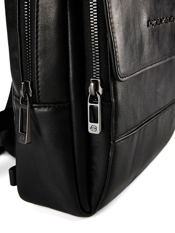 Piquadro Philip Skuldertaske Læder 20 cm