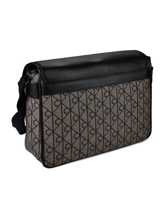 Calvin Klein Emblem Skuldertaske 34 cm