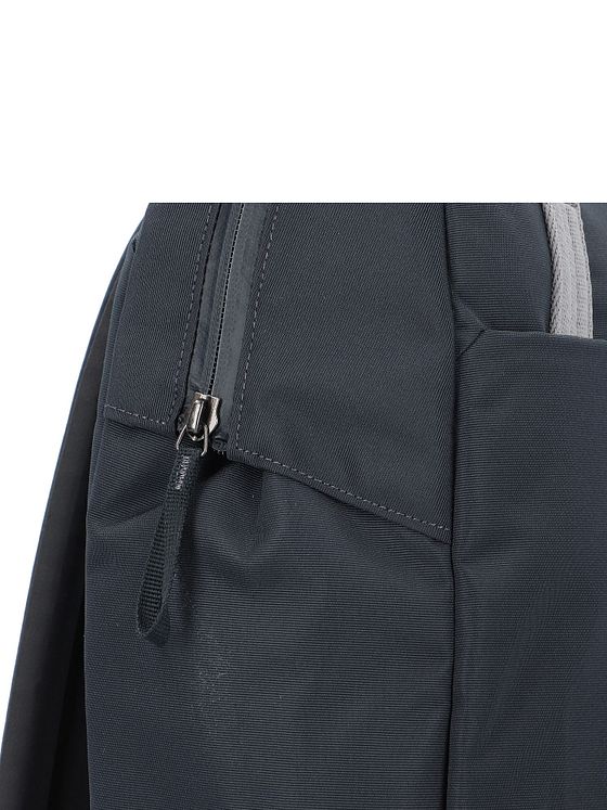 Bellroy Via Daypack 40 cm Laptoprum Bellroy Via Daypack 40 cm Laptoprum