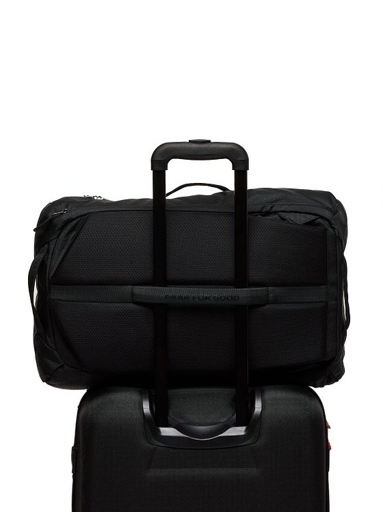 Cotopaxi Allpa 35 L cestovní batoh s přihrádkou na notebook 56 cm