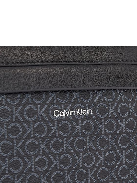 Calvin Klein CK Mixmedia Skuldertaske 20.5 cm