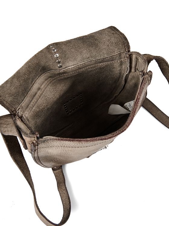 Campomaggi Linda Crossbody-väska Läder 21 cm Campomaggi Linda Crossbody-väska Läder 21 cm